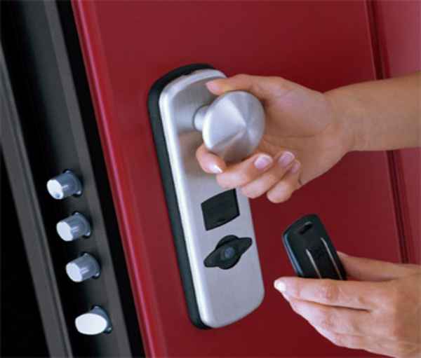 Замки невидимки: нюансы эксплуатации 