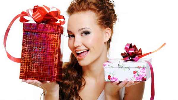 Новый год: что подарить дeвyшке и мужчине на Новый год 