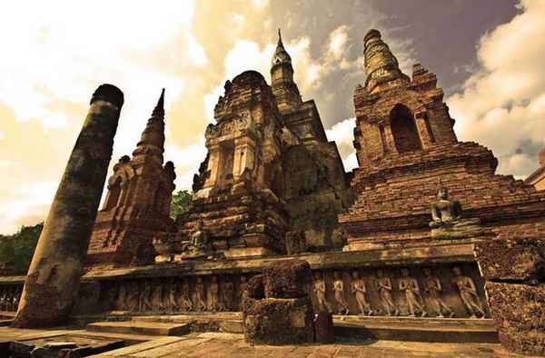 Туры в Сукхотхайтхани, Таиланд 