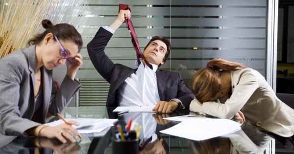 Работа по найму: достоинства и недостатки, чего больше 