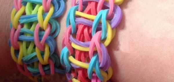 Как плести браслет из резинок &laquo;Лестница&raquo 
