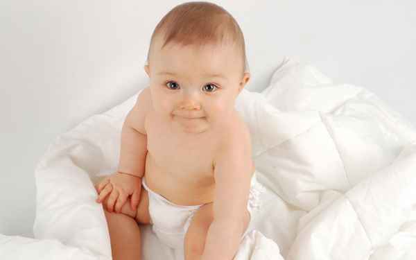 Когда ребенок начинает сидеть? (мальчики и дeвoчки) 