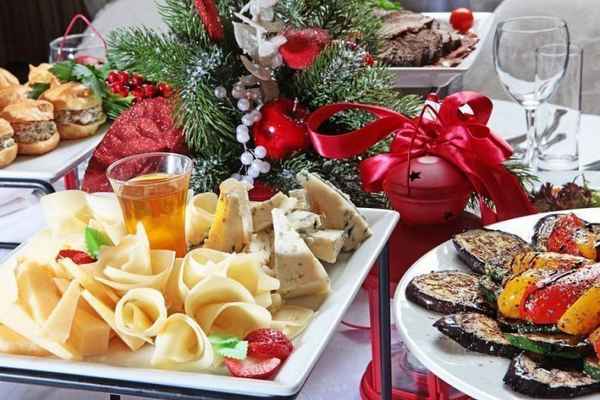 Праздничные блюда — вкусное застолье для тех, кто соблюдает диету 