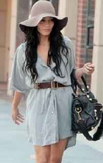 С чем носить серое платье 