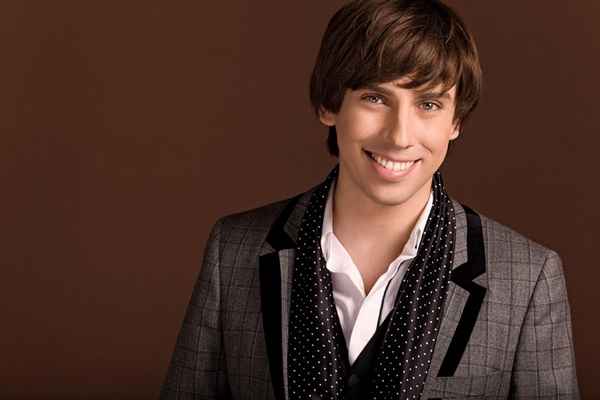 Значение имени Максим: что означает, судьба и хаpaктер 