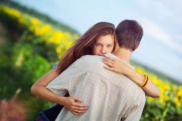 Как узнать, любит ли мужчина 