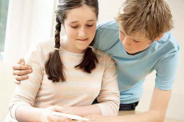 Подростковая беременность: отношения матери и беременной дочери 