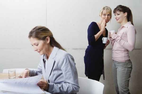 Что делать, если подсиживают на работе 