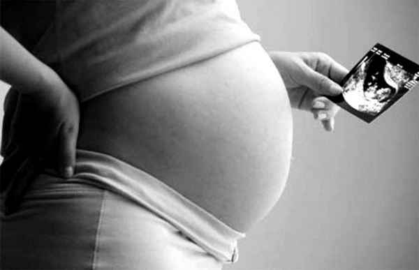 Тазовое предлежание плода: причины и признаки 