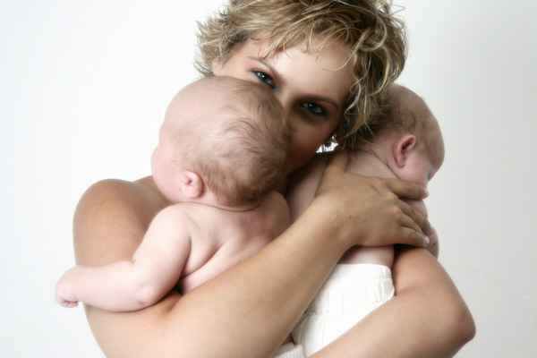 Роды близнецов роды за границей Монако 