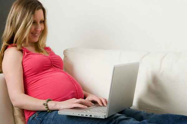 Как заработать, сидя в декрете? 