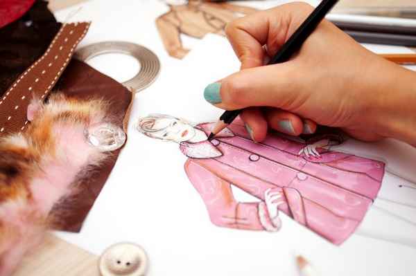 Выбор профессии: Как стать модельером-конструктором 