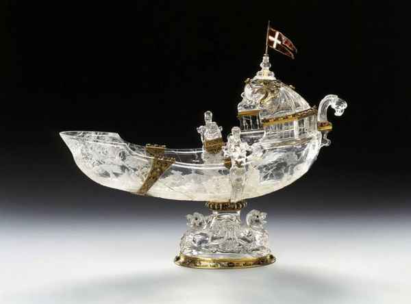 15 лет: какая свадьба, что дарят на хрустальную годовщину 