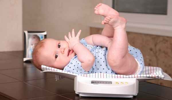 Дефицит веса у грудных детей 