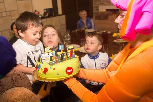 Что подарить мальчику на 4 года (подарок ребенку) 