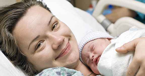 Особенности пребывания мамочек в роддоме в первое время после родов 