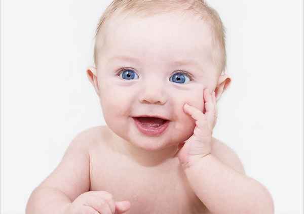 Что подарить новорожденному мальчику? 