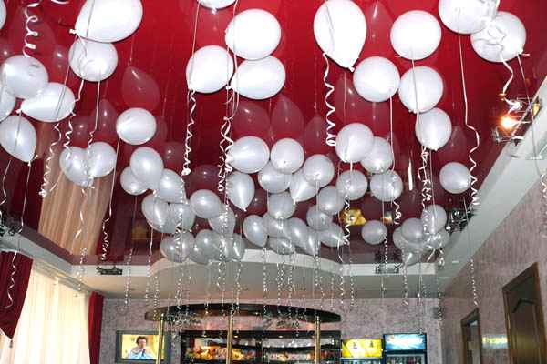 Оформление воздушными шарами 