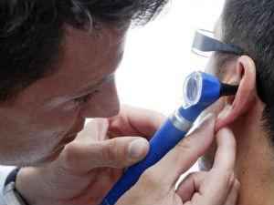 Заболевания уха человека (внутреннего и наружного), симптомы болезней у человека