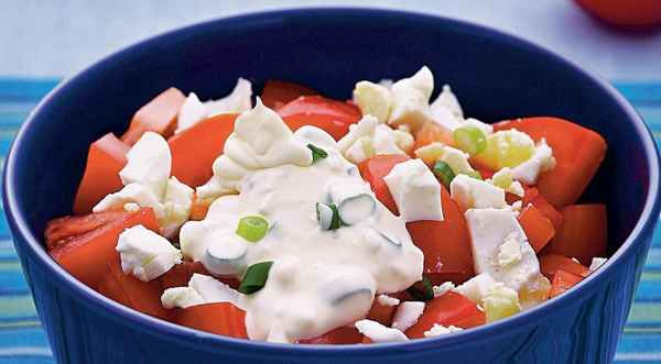 Помидоры с соусом из редьки, пошаговый рецепт с фото