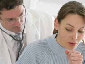 Причины высокой температуры и кашля у взрослого, ребенка и чем их лечить