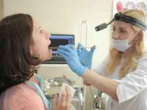 Ларингоскопия гортани: отзывы, лечение, показания и противопоказания