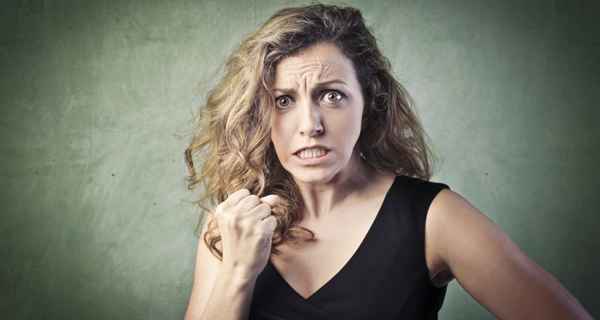 Агрессия: как выпустить джинна из бутылки без вреда для себя