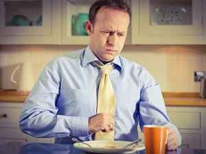 Кашель после еды: причины кашля с мокротой, почему он появляется