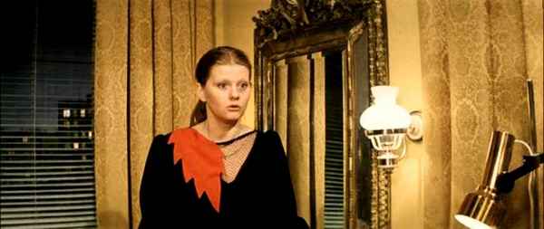 Авангард - стиль на грани моды, для самых смелых дам