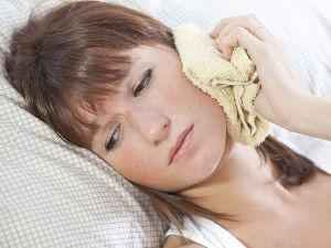 Что делать если болит ухо: как лечить боль, лечение, лекарства, обезболивающие