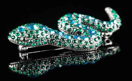 Сонник Брошь, к чему снится Брошь во сне видеть