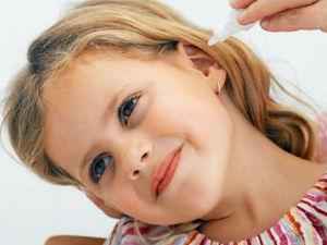 Ушные капли: как закапывать в уши, список эффективных