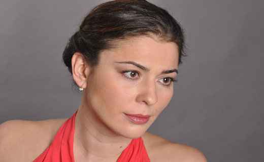 Значение имени Инесса: хаpaктер и судьба, что означает имя, его происхождение