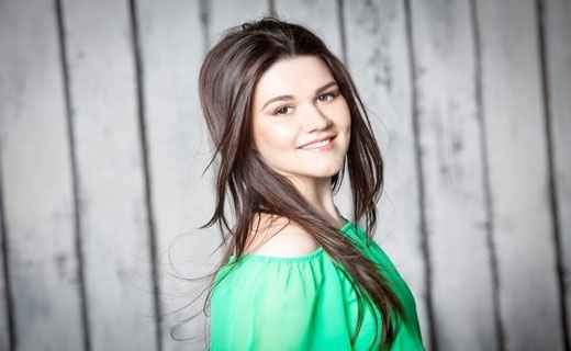 Мадина (Дина) значение имени, хаpaктер и судьба, Что означает имя Мадина (Дина)