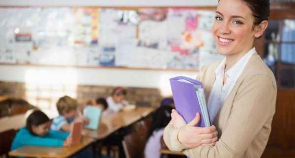 Зарплата учителей с 1 мая: последние новости