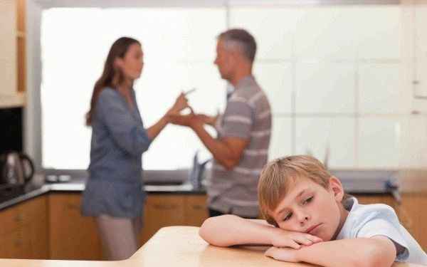 О получении алиментов в бpaке