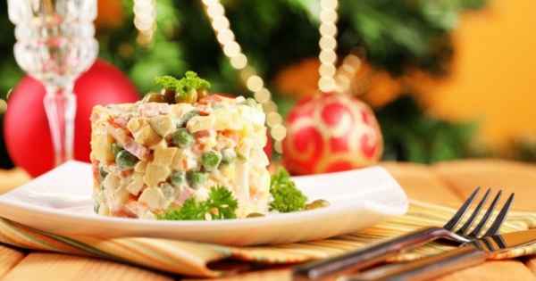 5 рецептов для всех фанатов оливье