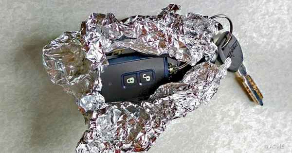 8 лайфхаков, которые помогут защитить машину от угона (Метод с фольгой работает)