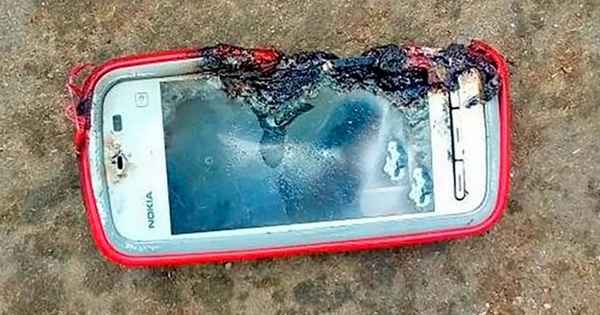 Чего нельзя делать с аккумулятором, чтобы он внезапно не взорвался