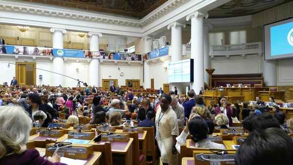 Когда две тысячи женщин собираются вместе