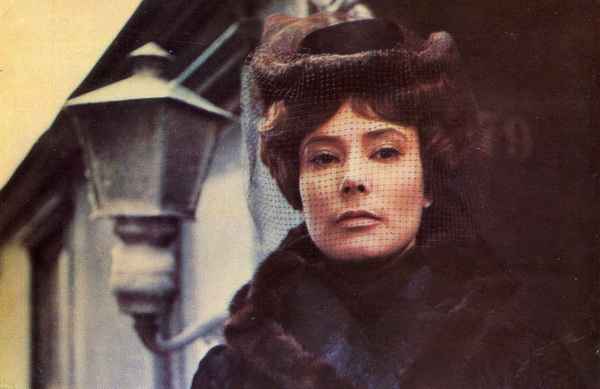 Пьедестал для Анны Карениной