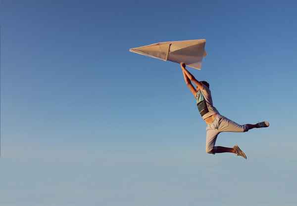 Скучная работа vs бескорыстное дело жизни