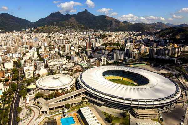 Стадион Маpaкана: фото, история, описание