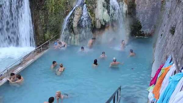 5 стран, куда стоит поехать отдыхать на горячие источники