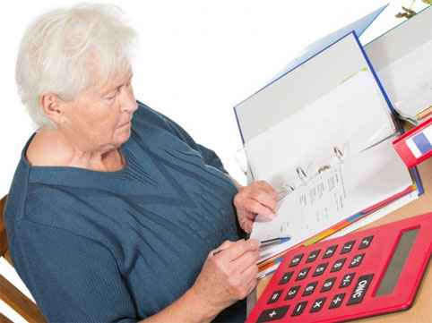 Льготы ветеранам труда в 2020 году в Смоленской области